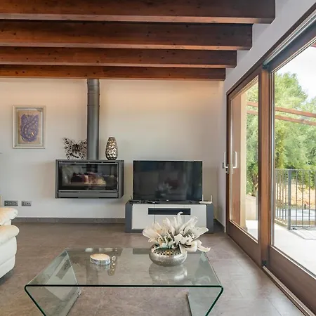 Maimo Nou Villa *
