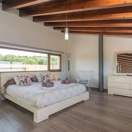 Maimo Nou Villa *